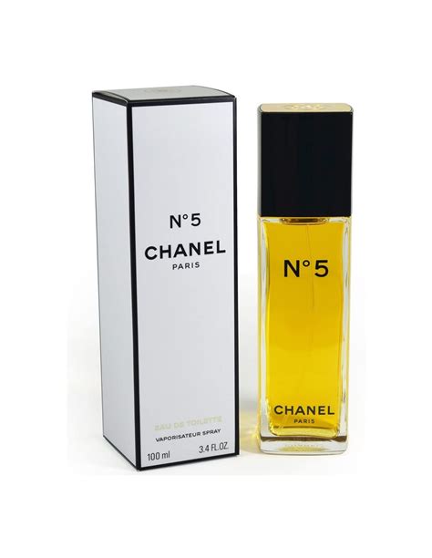 chanel 5 profumo recensioni|Profumo Chanel N°5 la storia e quanto costa .